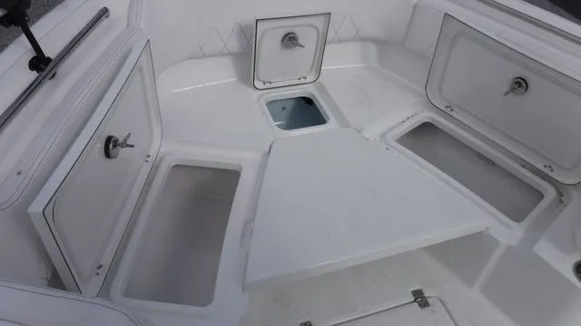 Slide: The Image of Blazer Bay Makaira 2800 2026 - 11