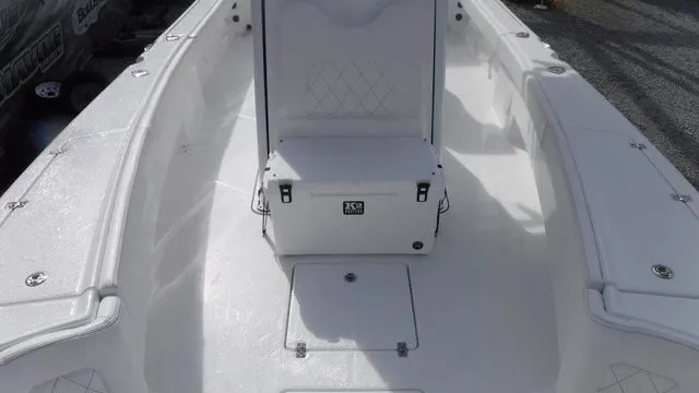 Slide: The Image of Blazer Bay Makaira 2800 2026 - 9