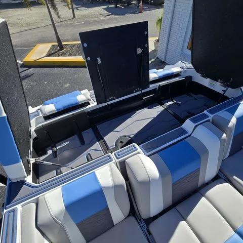 Slide: The Image of Malibu Wakesetter MXZ 24 MXZ 2026 - 24