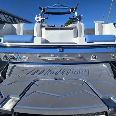 Slide: The Image of Malibu Wakesetter MXZ 24 MXZ 2026 - 7
