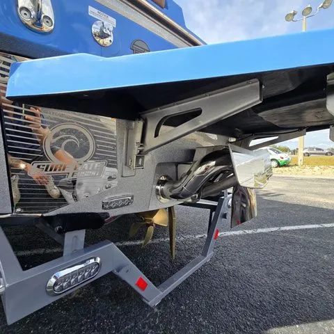 Slide: The Image of Malibu M Series M230 2026 - 38