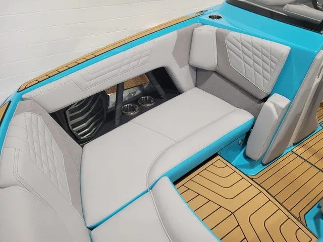 Slide: The Image of Nautique Super Air Nautique G23 2023 - 6