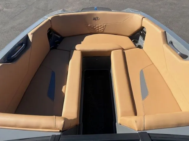 Slide: The Image of MasterCraft NXT24 2026 - 23