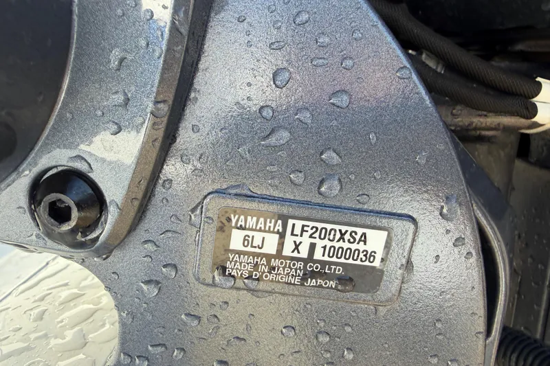 Slide: The Image of Close-up of Yamaha LF200XSA engine label on 2024 Contender 25 Tournament boat. - 20