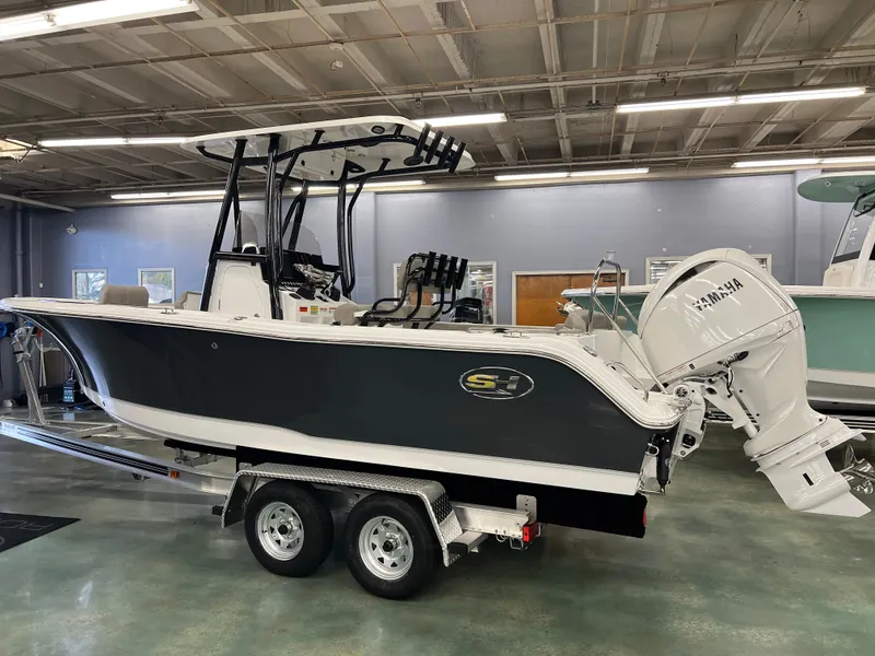 Slide: The Image of Sea Hunt Ultra 229 2026 - 5