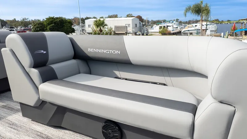 Slide: The Image of Bennington 21 S CRUISE 2026 - 15