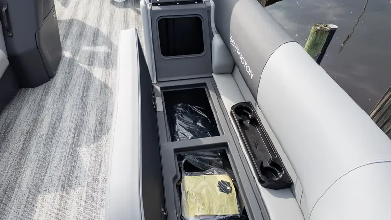 Slide: The Image of Bennington 21 S CRUISE 2026 - 16