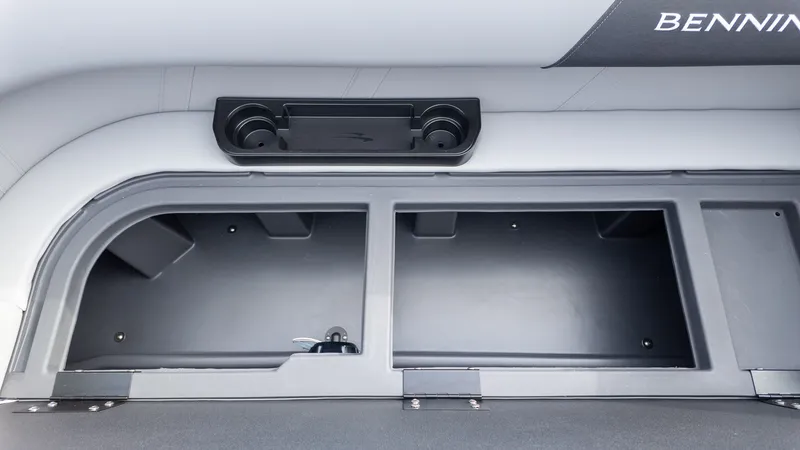 Slide: The Image of Bennington 21 S CRUISE 2026 - 18