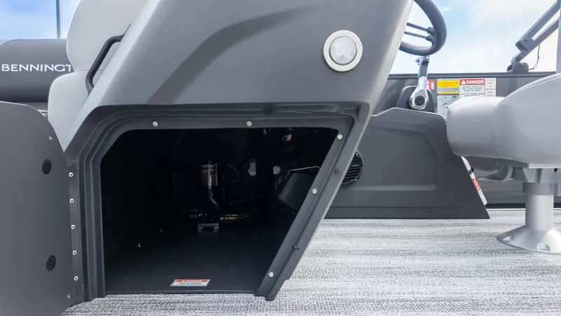 Slide: The Image of Bennington 21 S CRUISE 2026 - 19