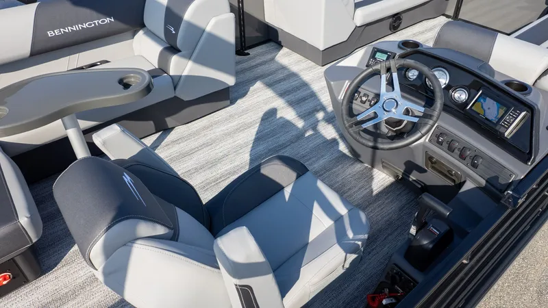 Slide: The Image of Bennington 21 S CRUISE 2026 - 21