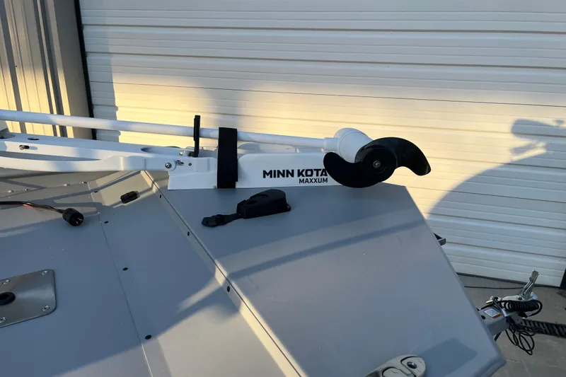 Slide: The Image of 2026 Tracker Bass Tracker Classic CC with Minn Kota Maxxum trolling motor. - 53