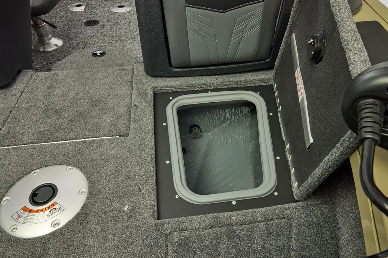 Slide: The Image of 2026 Tracker Targa V-19 Combo boat interior with Minn Kota trolling motor. - 16