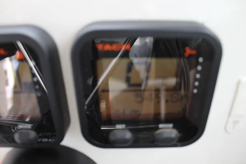 Slide: The Image of Parker Marine 2120 Sport Cabin 2014 - 20