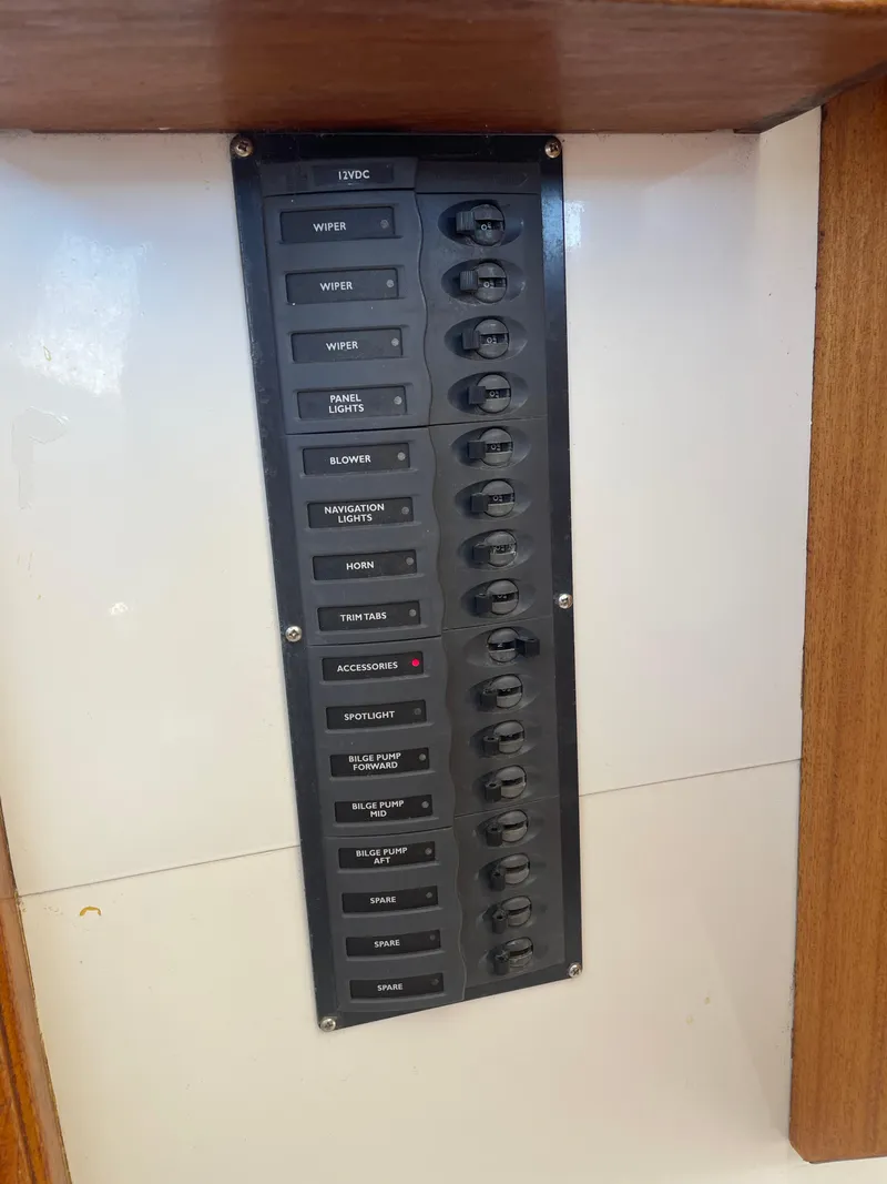 Slide: The Image of Electrical panel on a 1970 Matthews Flush Deck Cruiser boat. - 18