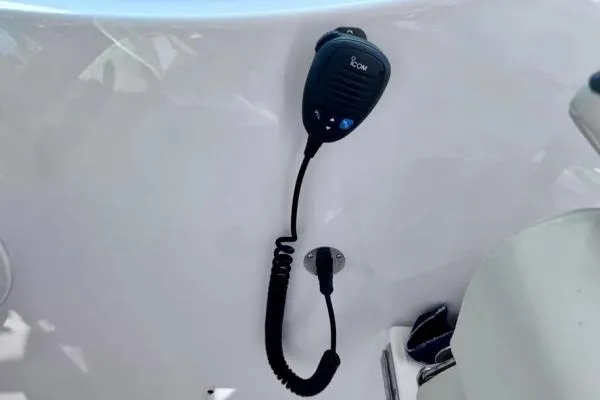 Slide: The Image of VHF radio microphone on 2022 Stamas 370 Aegean boat dashboard. - 28