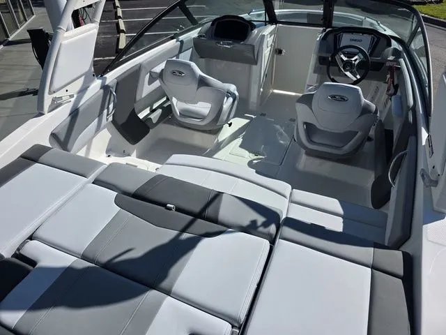 Slide: The Image of Chaparral 21 SSi OB 2026 - 8