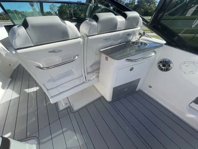 Slide: The Image of Chaparral 280 OSX 2026 - 16