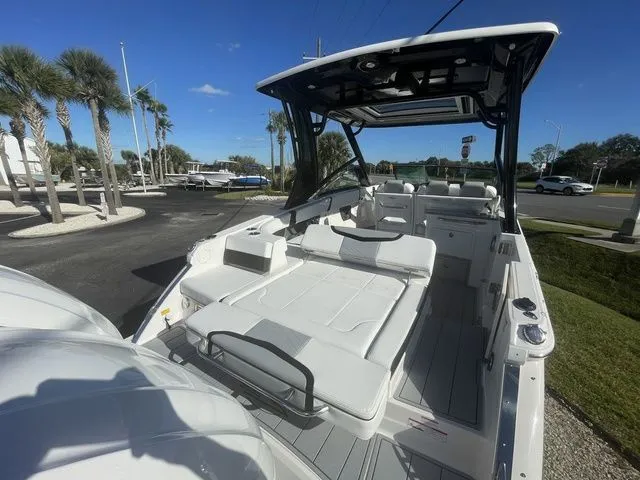 Slide: The Image of Chaparral 280 OSX 2026 - 20