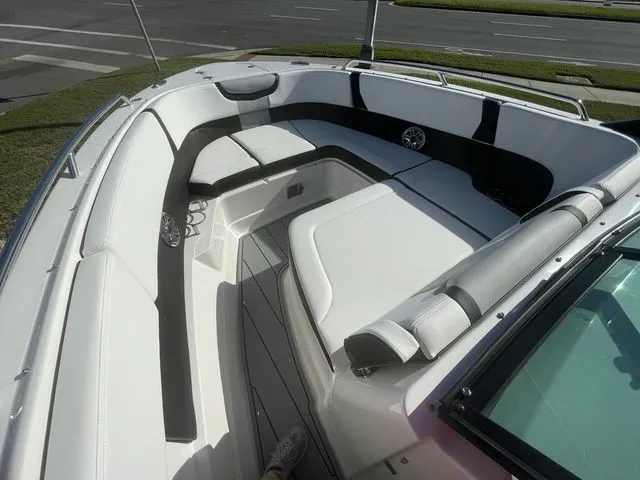 Slide: The Image of Chaparral 280 OSX 2026 - 5