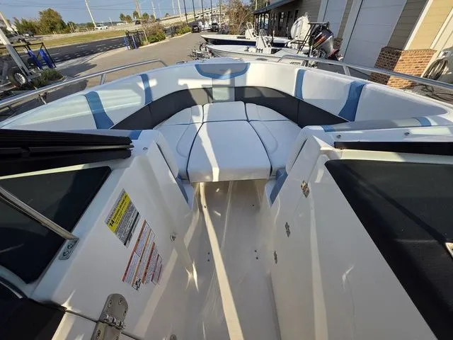 Slide: The Image of Chaparral 270 OSX 2026 - 28