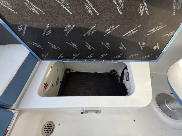 Slide: The Image of Chaparral 270 OSX 2026 - 34