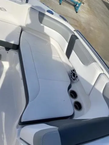 Slide: The Image of Chaparral 230 Suncoast 2019 - 16