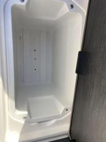 Slide: The Image of Chaparral 230 Suncoast 2019 - 30