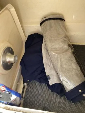 Slide: The Image of Chaparral 230 Suncoast 2019 - 36