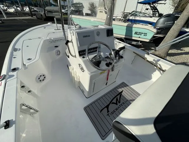 Slide: The Image of Tidewater 1910 Bay Max 2024 - 7