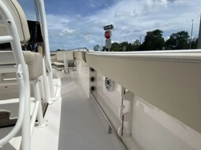 Slide: The Image of Robalo R242EX 2022 - 26