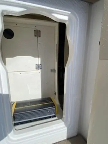 Slide: The Image of Robalo R242EX 2022 - 30