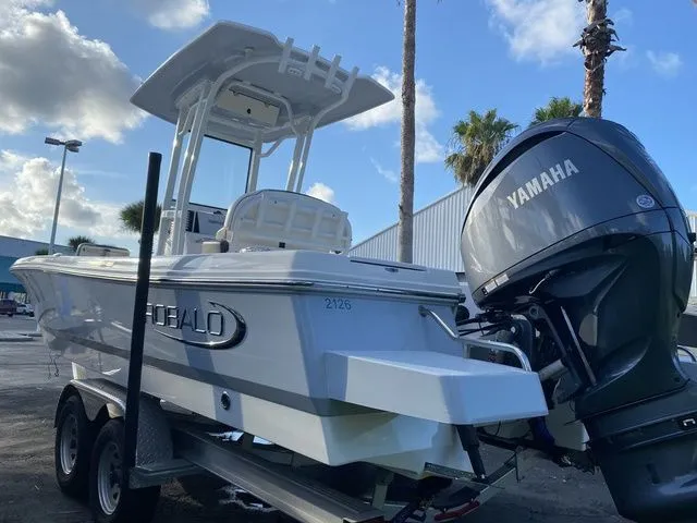 Slide: The Image of Robalo 246 Cayman 2023 - 6