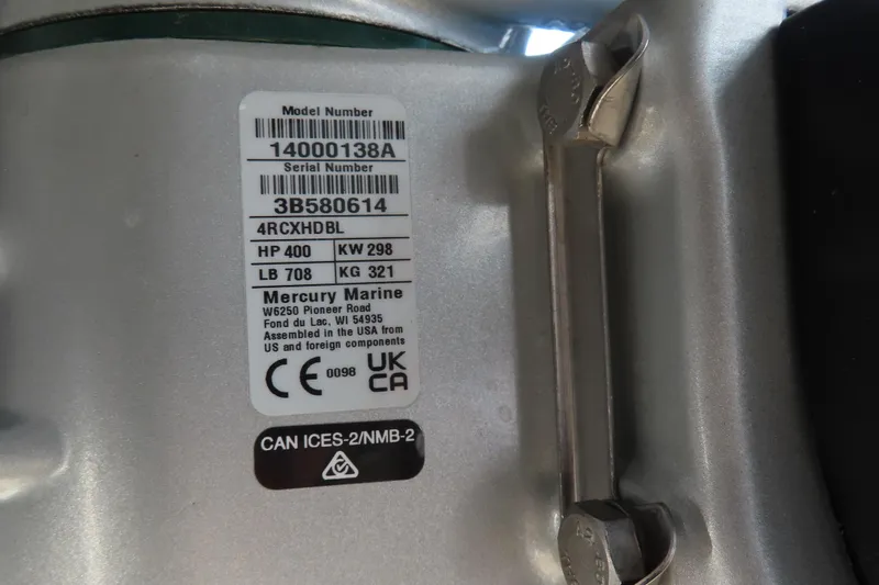 Slide: The Image of Label on Mercury Marine engine, model 14000138A, 400 HP, for Sunsation 32 CCX 2026. - 22