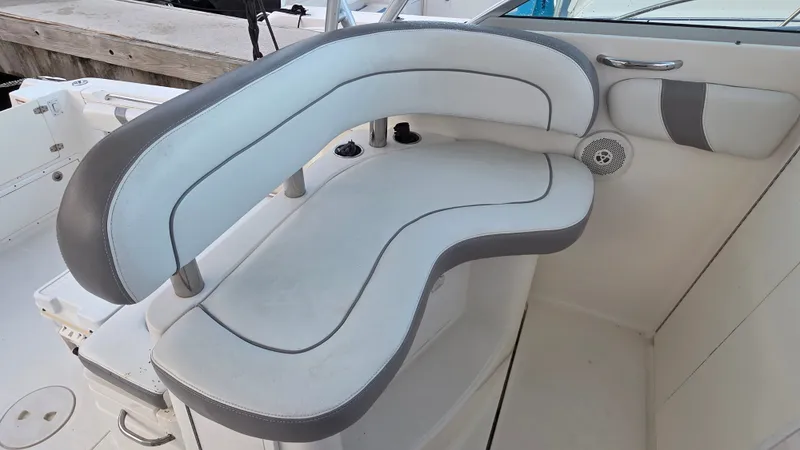 Slide: The Image of Wellcraft 290 Coastal 2004 - 13