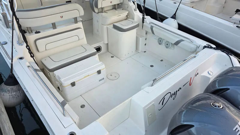 Slide: The Image of Wellcraft 290 Coastal 2004 - 4