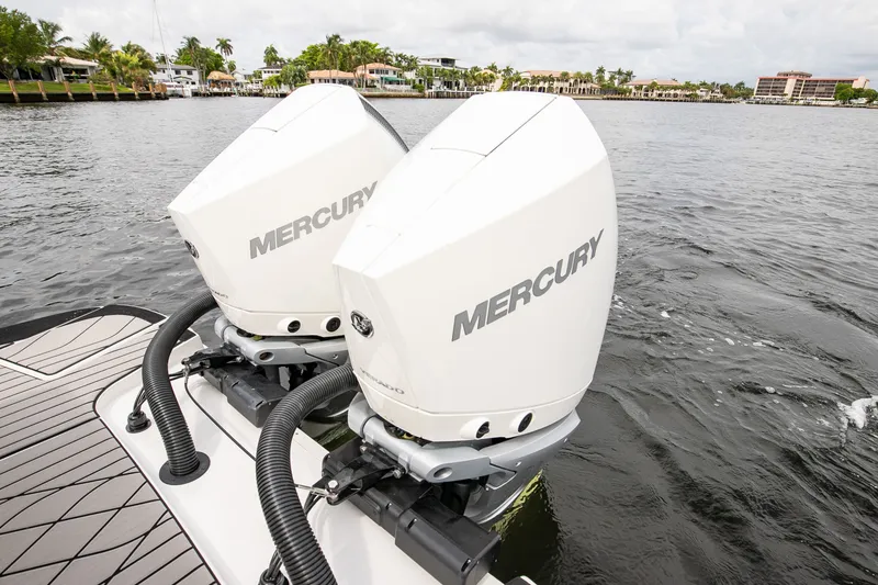 Slide: The Image of 2026 Sea Ray SLX 280 Outboard with Mercury engines on water. - 12