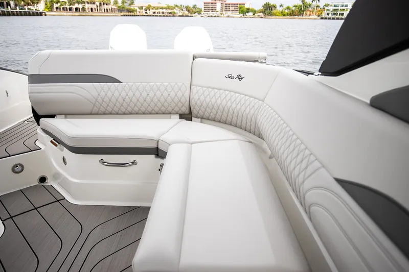 Slide: The Image of Luxurious seating area on Sea Ray SLX 280 Outboard, 2026 model. - 30