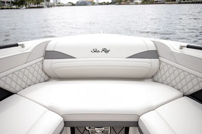 Slide: The Image of 2026 Sea Ray SLX 280 Outboard on the water. - 58