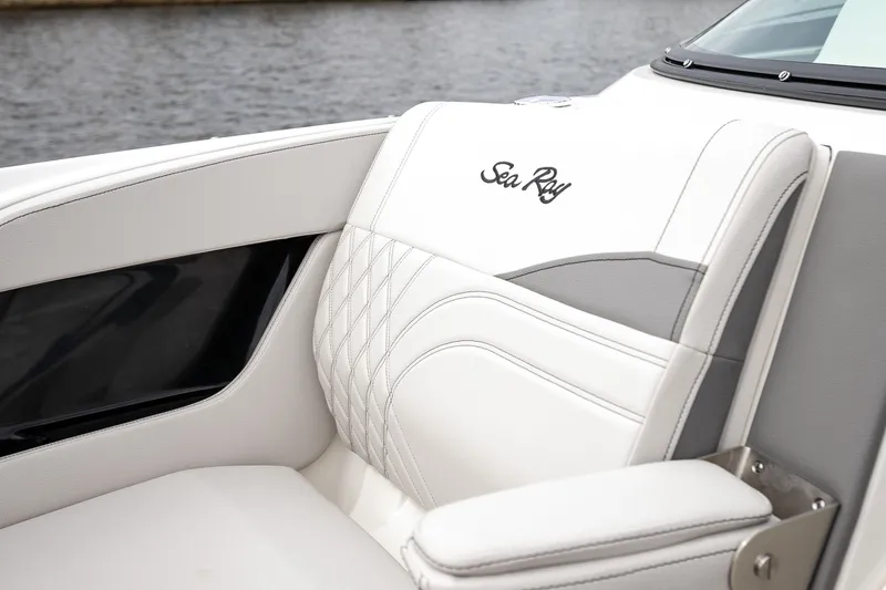 Slide: The Image of Luxurious seating of Sea Ray SLX 280 Outboard 2026. - 60