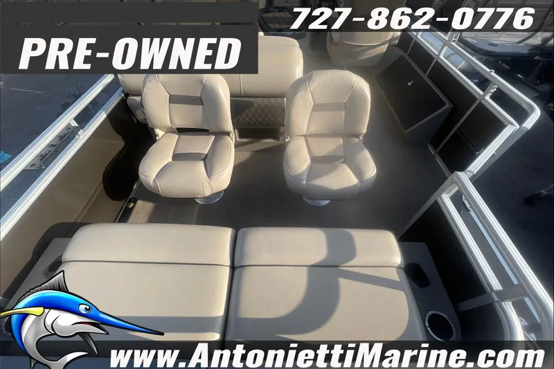 Slide: The Image of Pre-owned 2024 Sun Tracker SportFish 22 DLX pontoon boat interior with seating, for sale. - 17