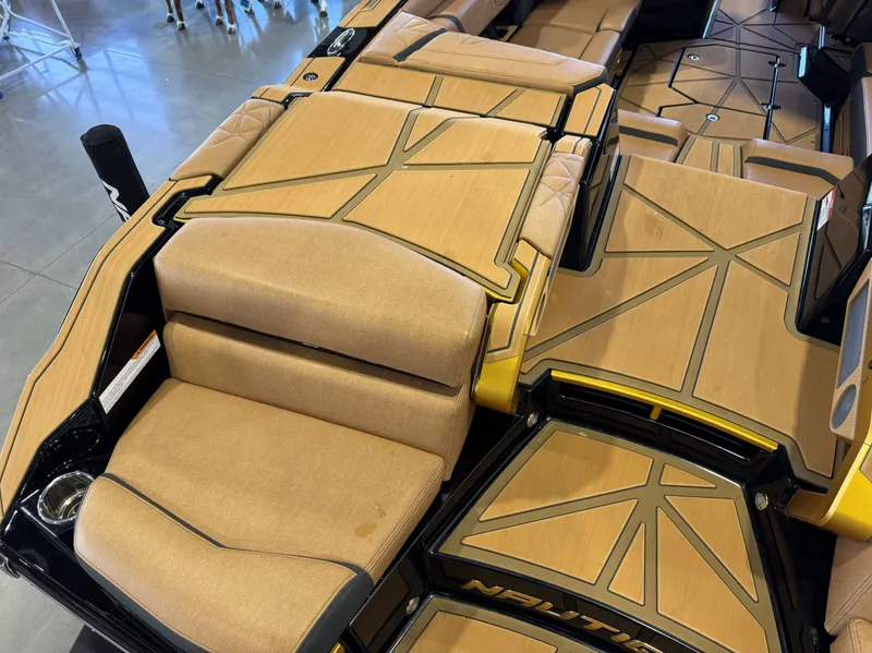 Slide: The Image of Nautique Super Air Nautique G23 Paragon 2025 - 12