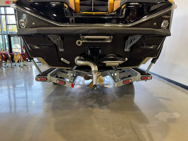 Slide: The Image of Nautique Super Air Nautique G23 Paragon 2025 - 7