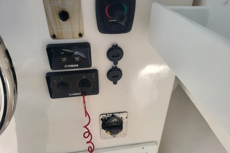Slide: The Image of Control panel of 2021 Steiger Craft 255 DV MIAMI boat with Yamaha switches. - 40