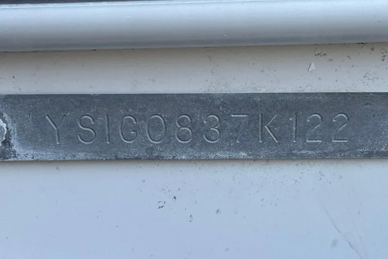 Slide: The Image of Hull identification number on 2022 Sailfish 242 CC boat. - 33