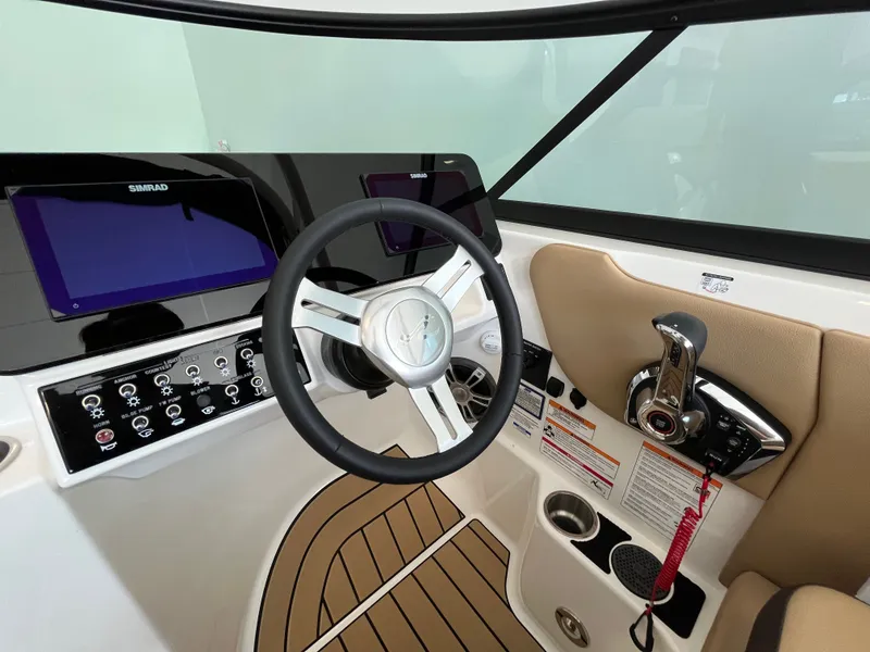 Slide: The Image of Sea Ray SDX 270 Outboard 2026 - 12