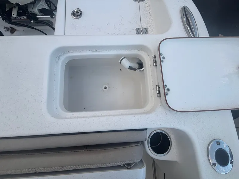 Slide: The Image of Sea Pro 219 Center Console 2020 - 10