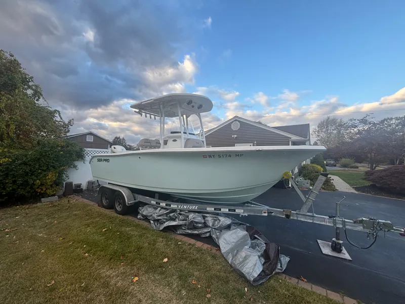 Slide: The Image of Sea Pro 219 Center Console 2020 - 2