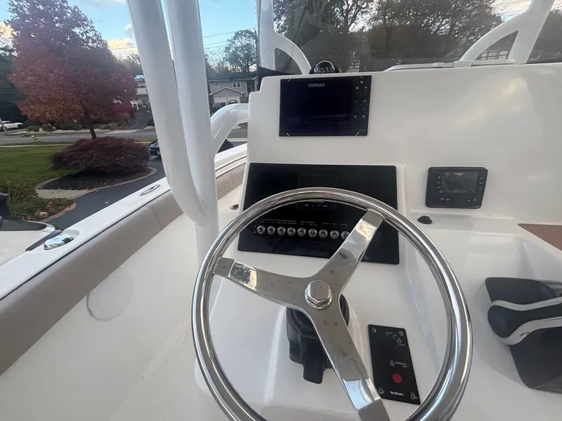 Slide: The Image of Sea Pro 219 Center Console 2020 - 20