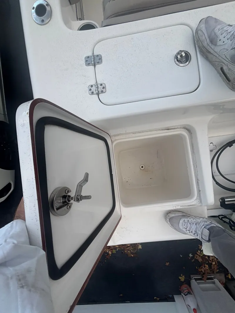 Slide: The Image of Sea Pro 219 Center Console 2020 - 32