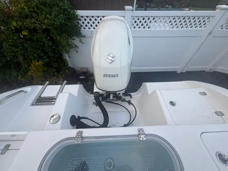 Slide: The Image of Sea Pro 219 Center Console 2020 - 8